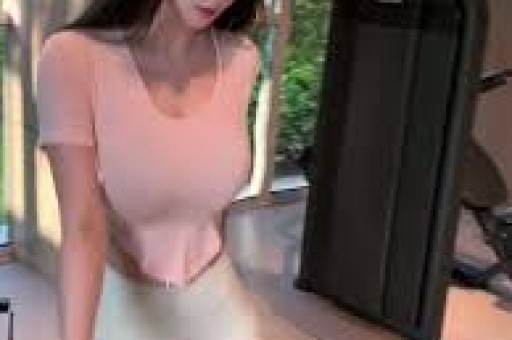 韩安冉恋情再掀波澜：现男友为景区演员曾参加与宋浩然婚礼称已思考分手对策