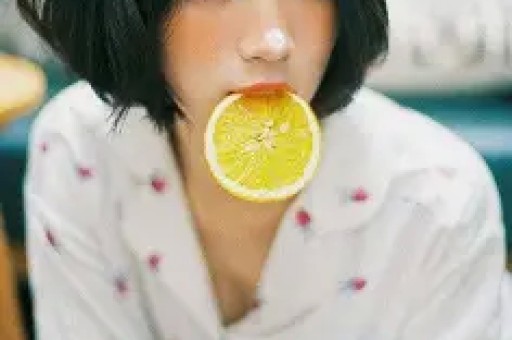 舔手指人体盛宴继关晓彤遭殃后千万网红再曝内娱“阴暗面”