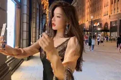 明星八卦！夜色甜蜜约会甜蜜瞬间定格《关注小玉妹每天聊八卦