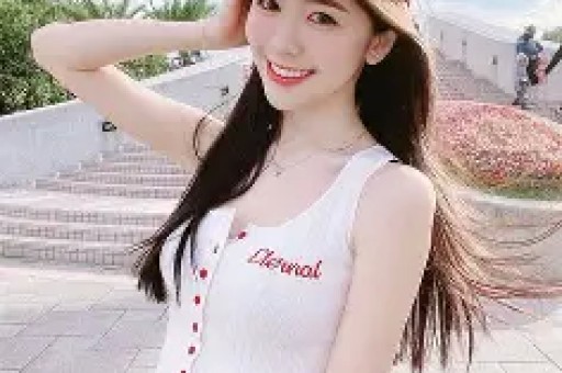盘点2025年爆火的10位美女网红你认识几个？